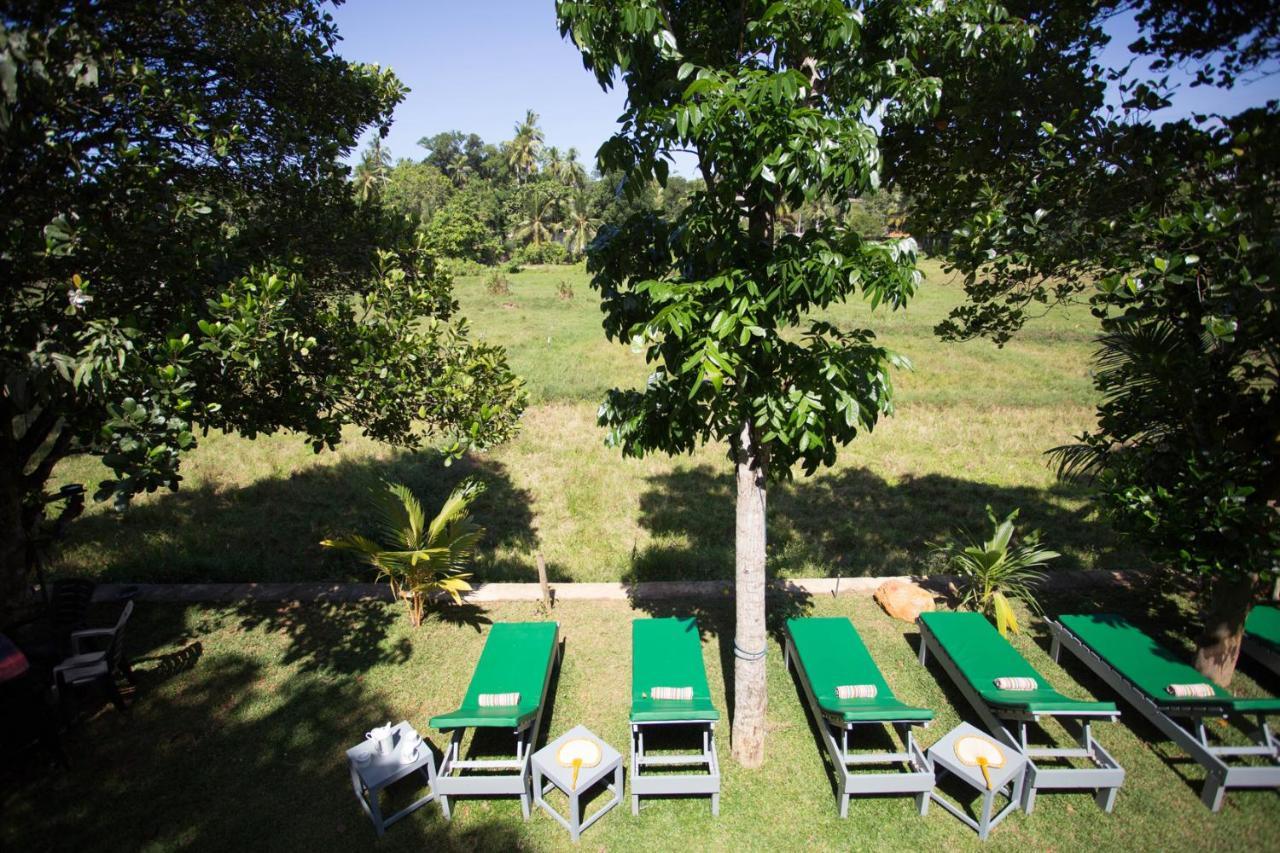 Barefoot Bungalow Hikka Hikkaduwa Esterno foto