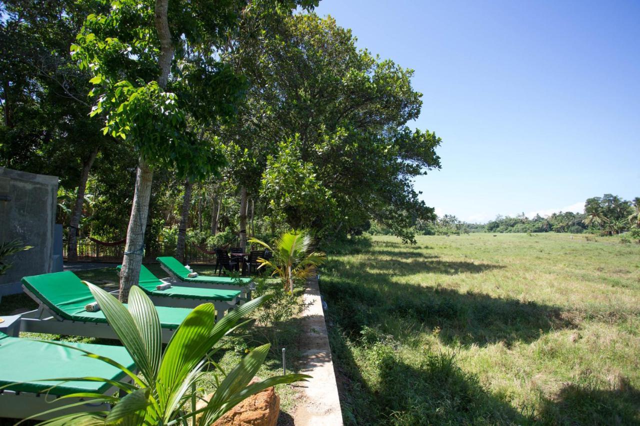 Barefoot Bungalow Hikka Hikkaduwa Esterno foto